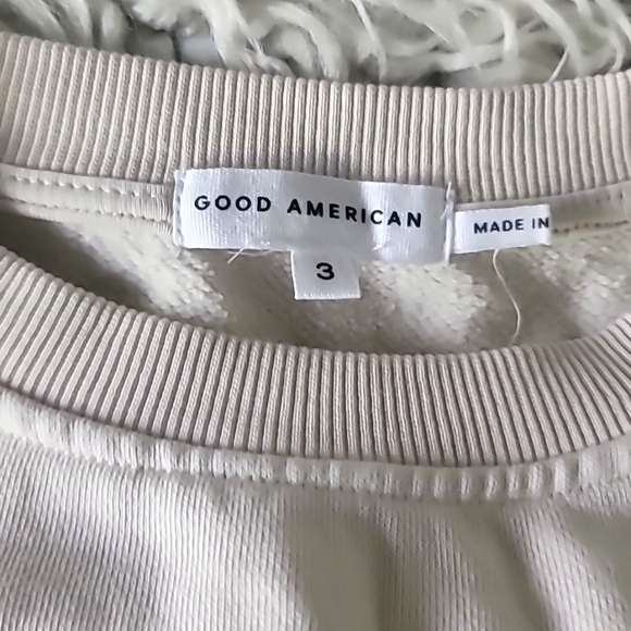 🇺🇸 GOOD AMERICAN Cream Cropped Sweatshirt SZ Large - Picture 3 of 9